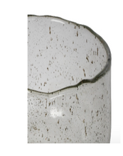 Laden Sie das Bild in den Galerie-Viewer, Vase Transparent